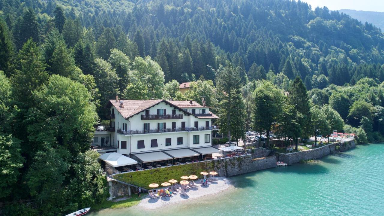 Lago Park Hotel مولفينو المظهر الخارجي الصورة