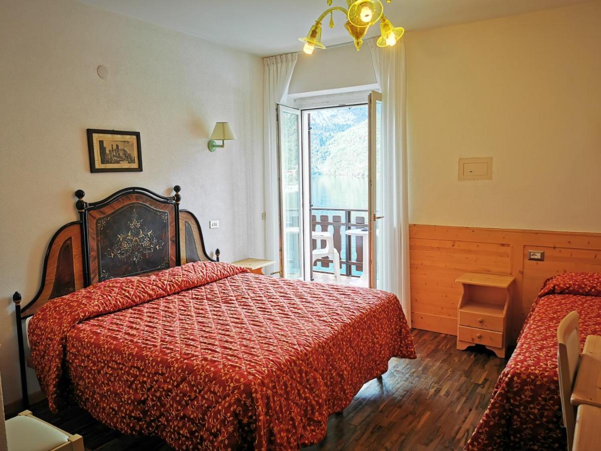 Lago Park Hotel مولفينو المظهر الخارجي الصورة